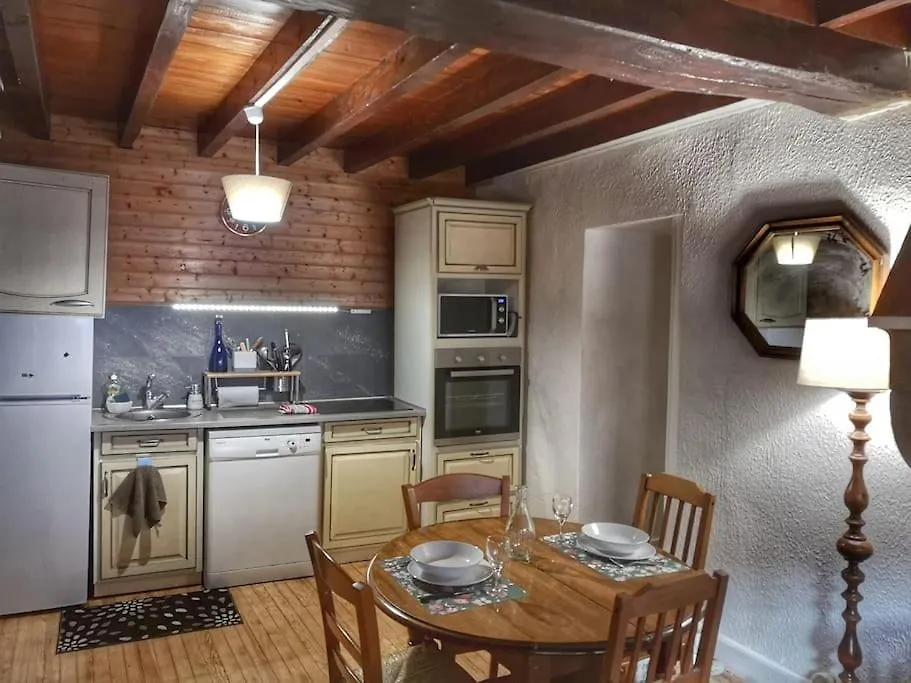 Mimi Pinson Bugey Ideale Deplacement Pro/Tourisme Souclin Holiday home